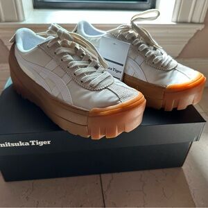 Onitsuka Tiger Delegation Chunk White and Brown Sneakers